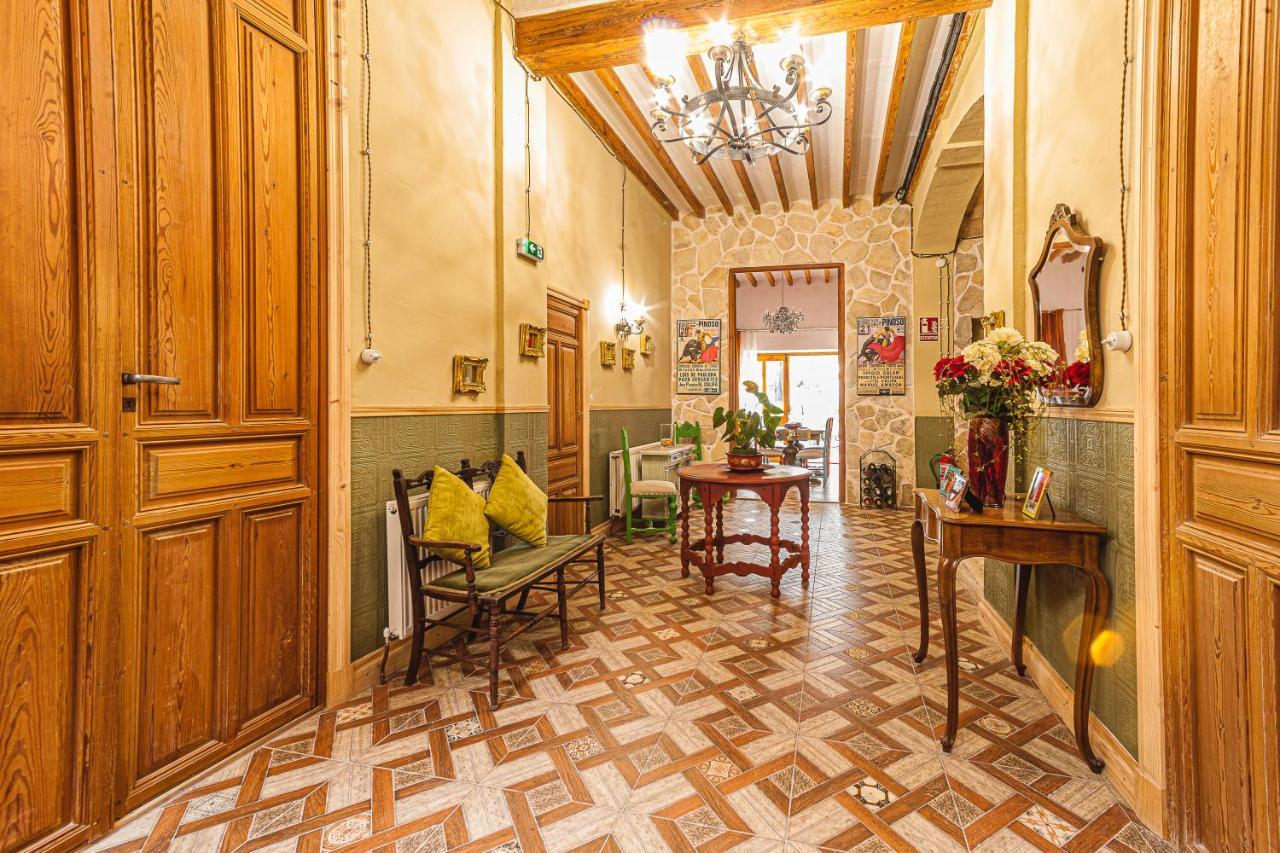Boutique B&B Suite At Casa Grande El Pinós Exterior foto